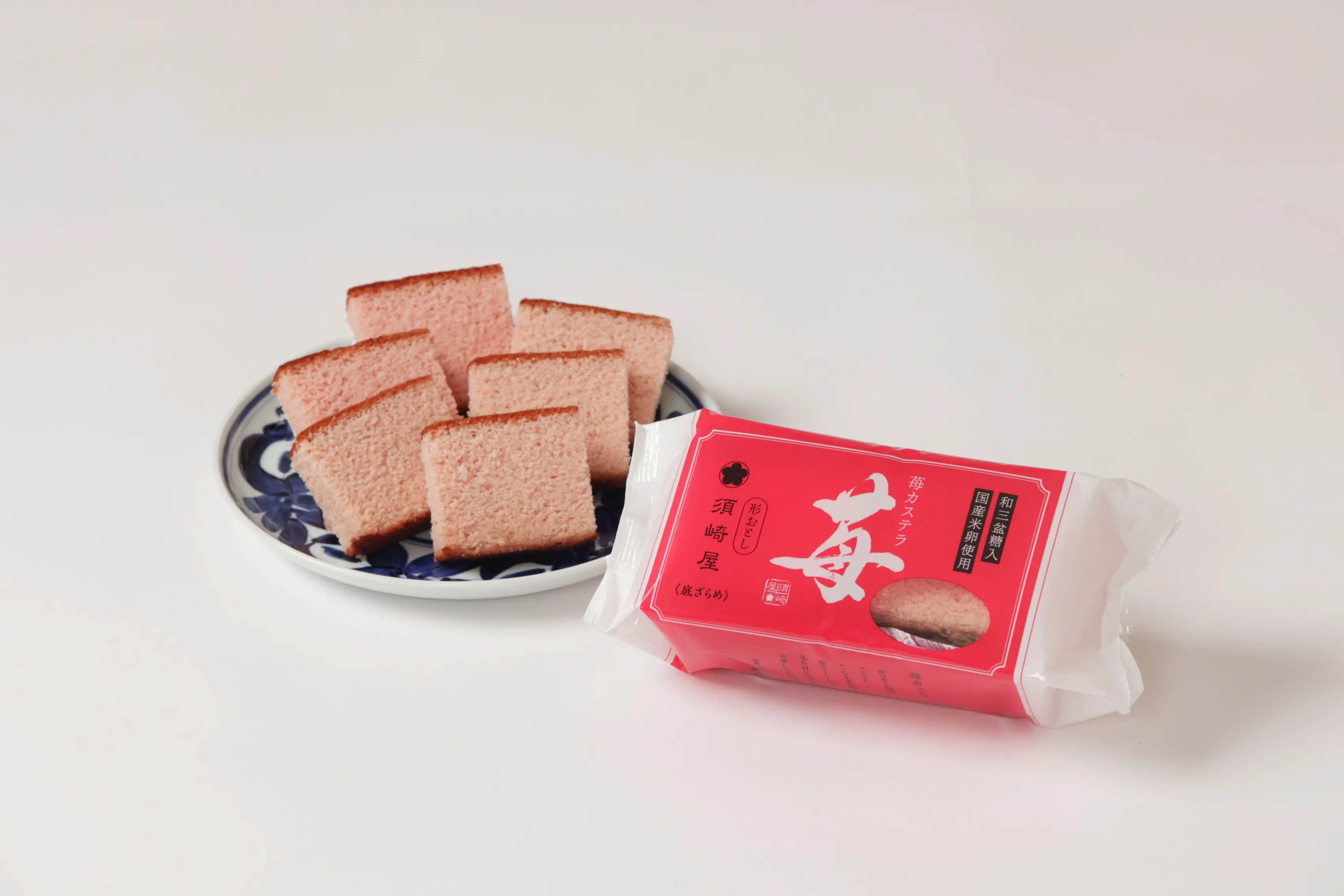 Nagasaki Wasanbon Castella Cake Strawberry - Assorted Cut-Off